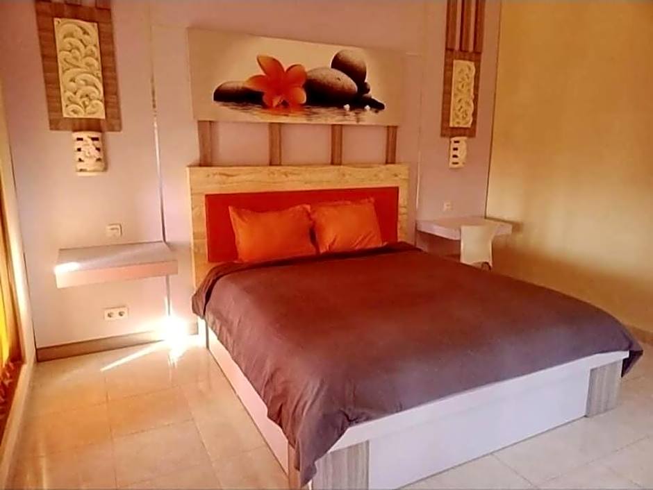 Villa Agung Beach Inn