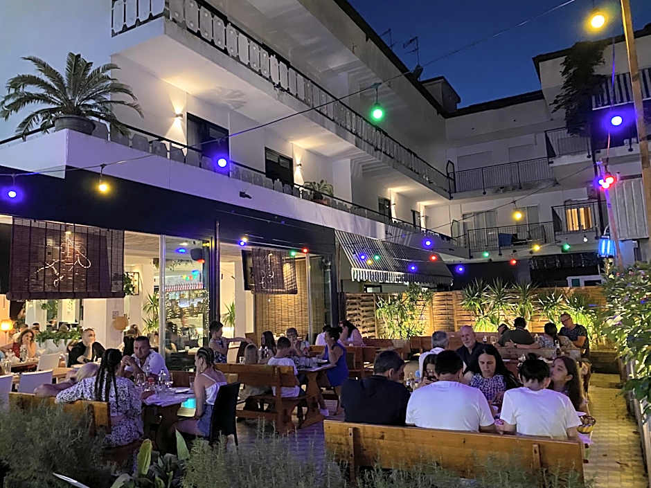 Hotel ALDEBARAN & Restaurant