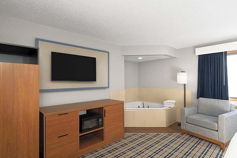 AmericInn by Wyndham Tofte Near Lake Superior