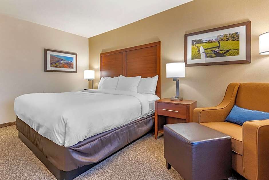 Comfort Inn & Suites