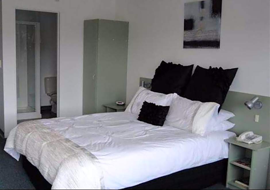 ASURE Abode On Courtenay Motor Inn