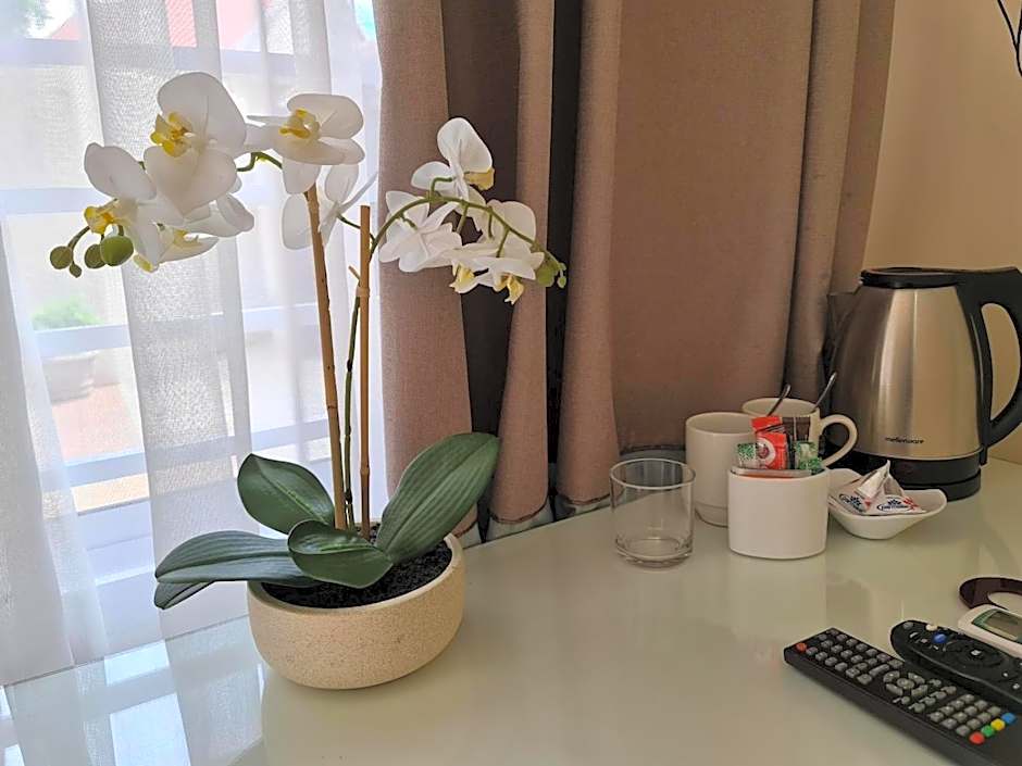 Peaches & Cream Bed & Breakfast