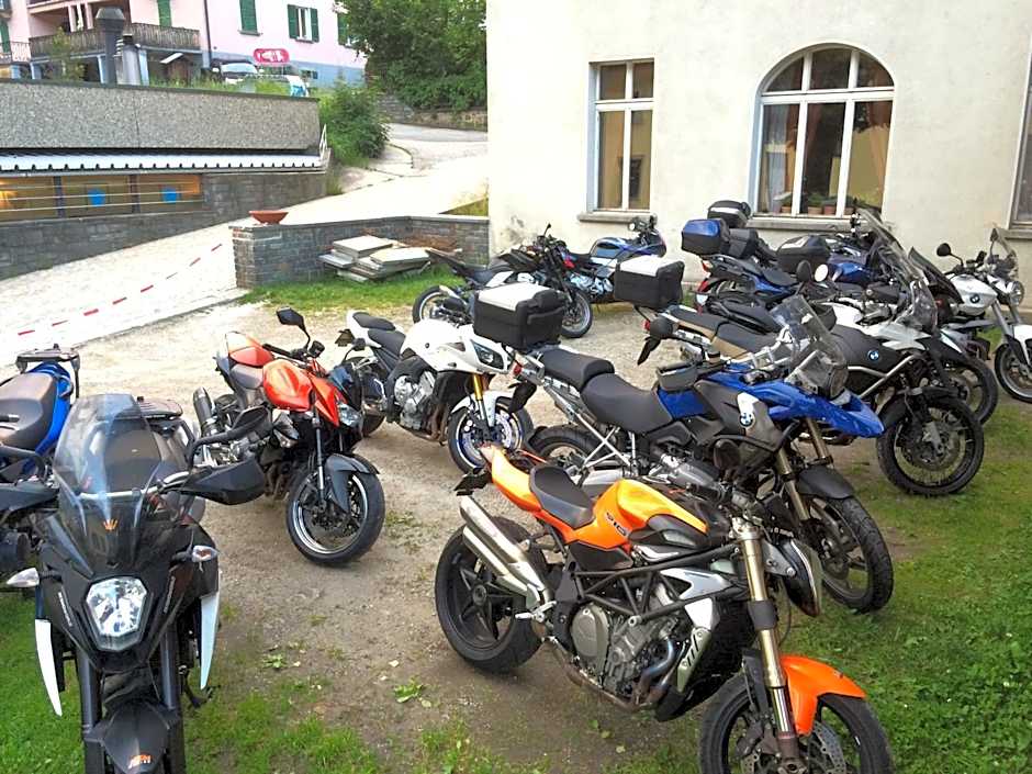 Hotel Des Alpes - Restaurant & Pizzeria