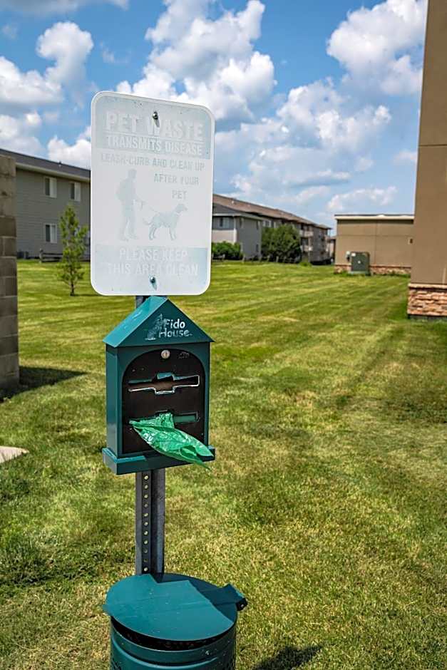 Comfort Suites University