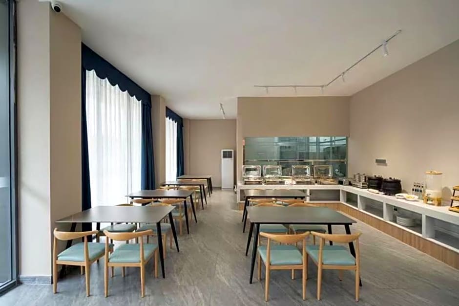 Echarm Hotel Zhanjiang Zhanchuan Avenue Wanda Plaza