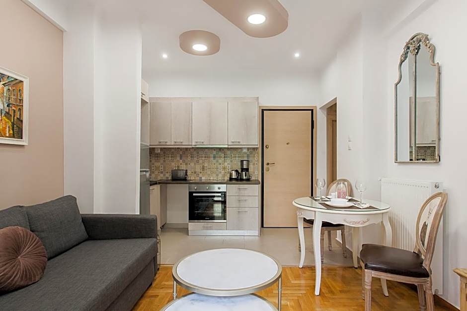 Nicholas Point Apartments and Rooms