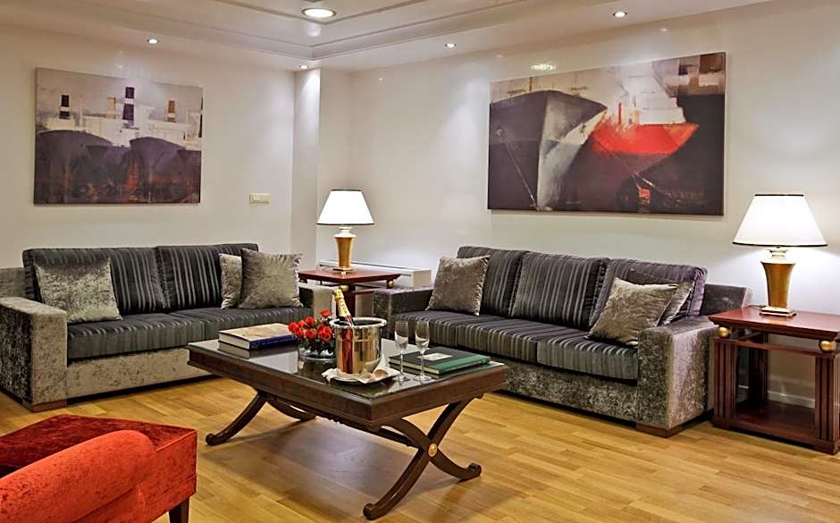 Piraeus Theoxenia Hotel