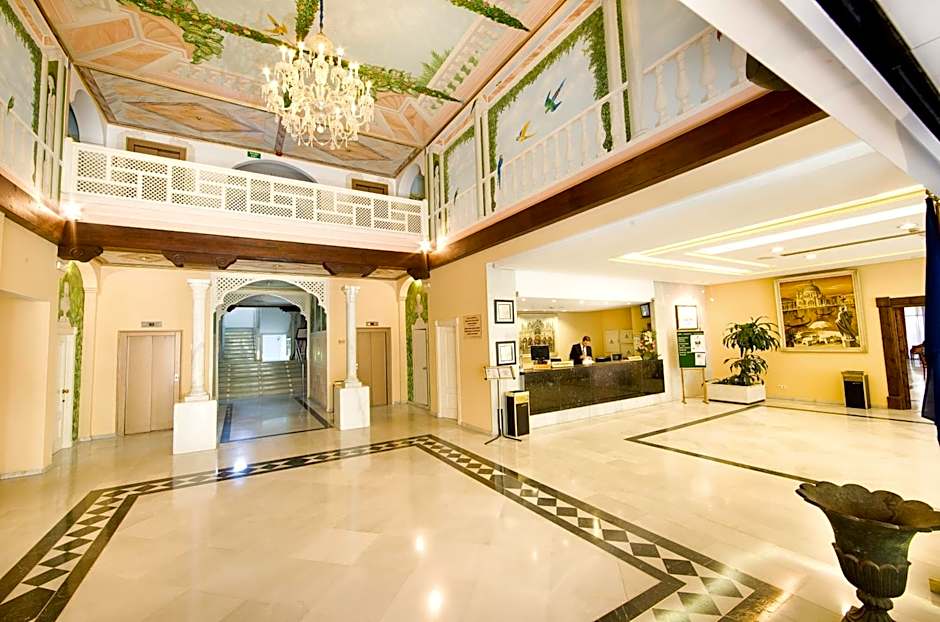 Aparthotel Monarque Sult