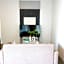 RQ Bangkok Sukhumvit 107 by Collection O