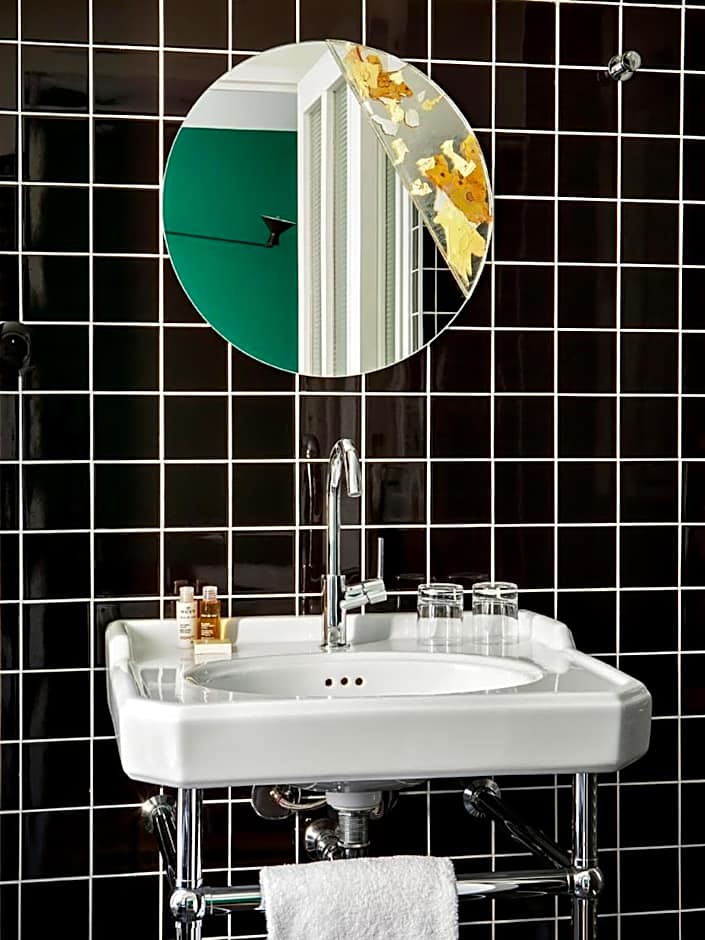 Newhotel Le Voltaire