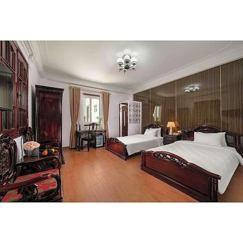 Little Diamond Hotel