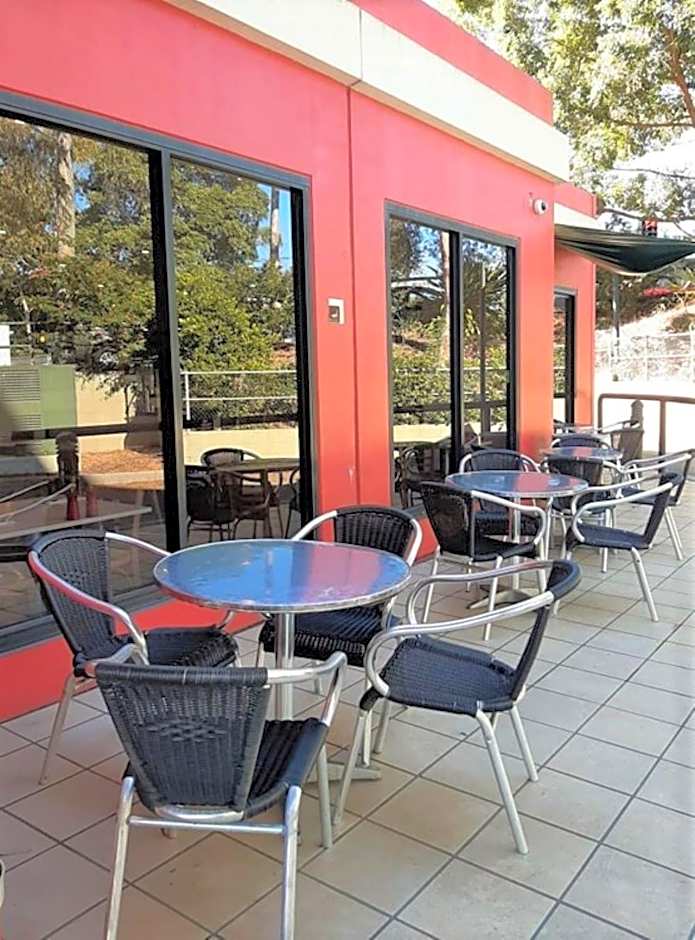 ibis Sydney Thornleigh Hotel