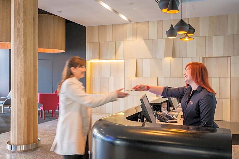 ibis Adelaide