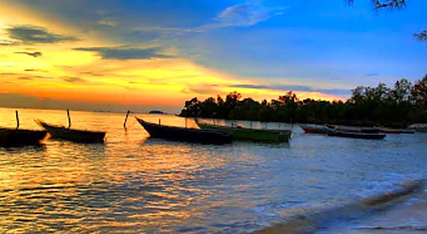 MARVEL Suite MOTEL& ABNB