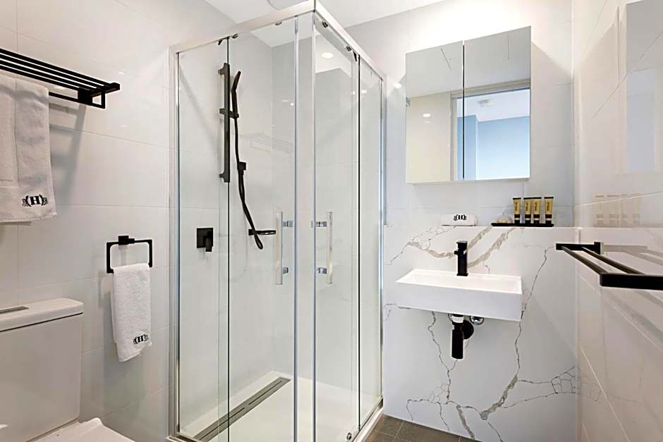 The Hamptons Apartments - St Kilda