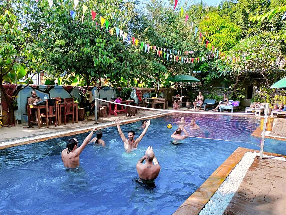 Blue Diamond Hostel