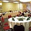Golden Sails Hotel