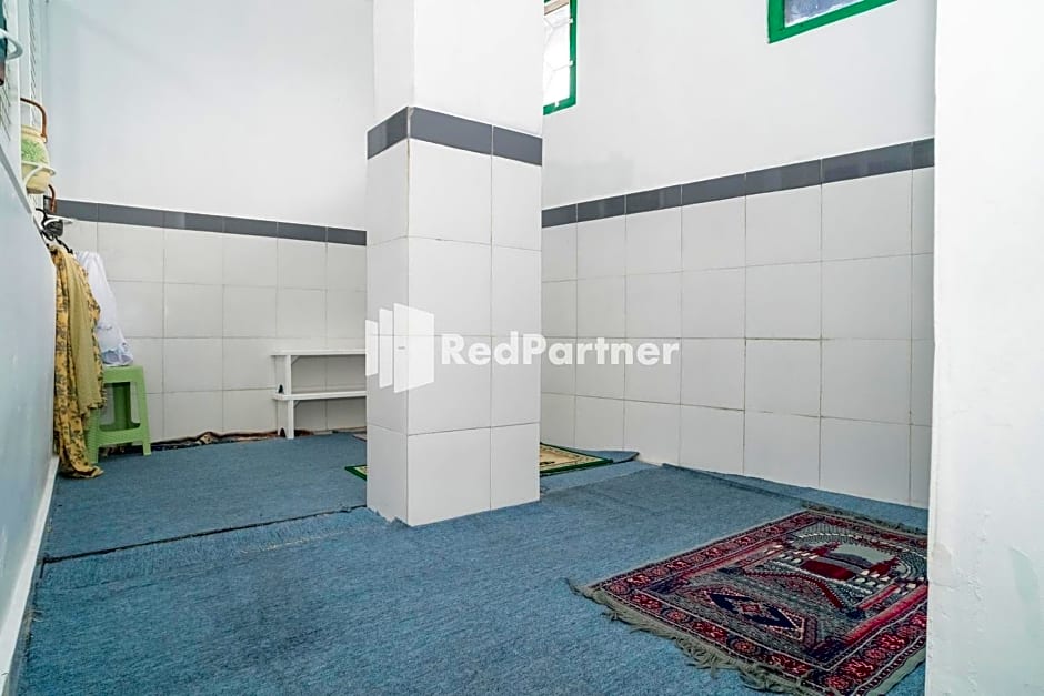 Pondok Wangi Syariah RedPartner near Ambarukmo Plaza Yogyakarta