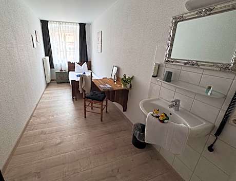 Single Room with Shared Bathroom
