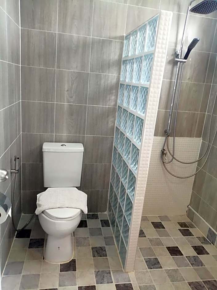 Bed & Breakfast To-Co