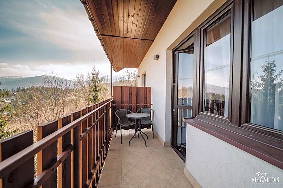 Karpacki & SPA - blisko wyciągu, Restauracja, Sala Zabaw, Bar 24h