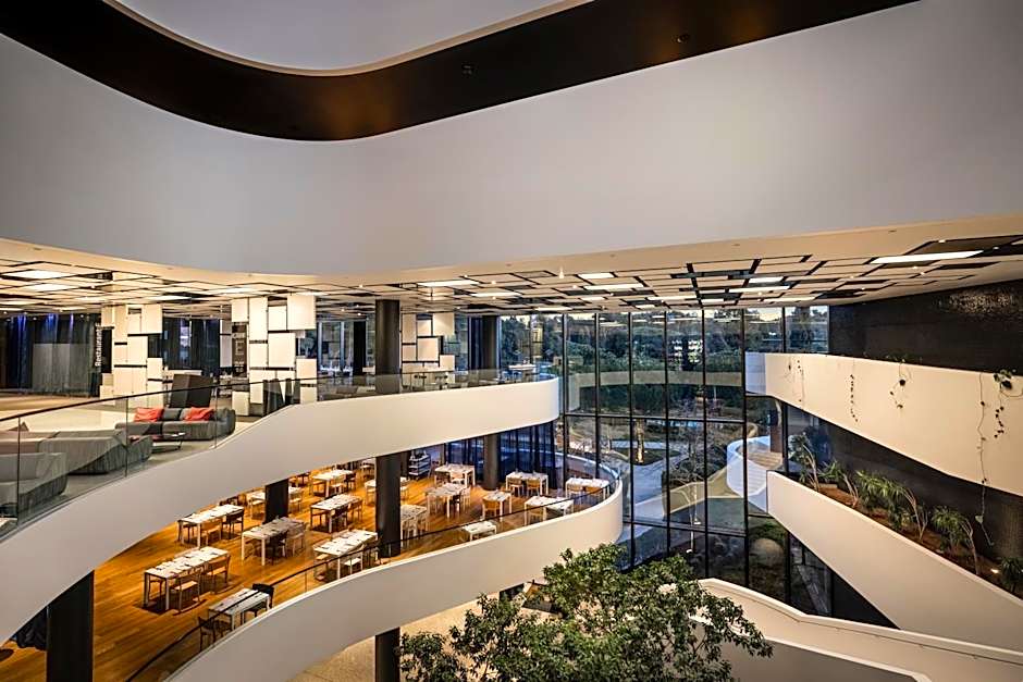 Lone Hotel by Maistra Collection