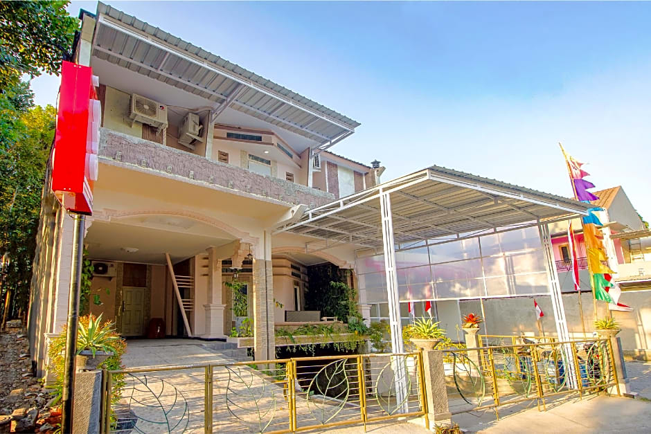 Pondok Damai Syariah by OYO Rooms – Yogyakarta, MN