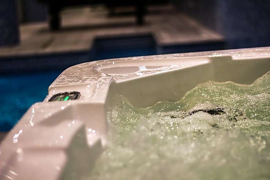 Rest Night Serviced Apartments- AlHamra