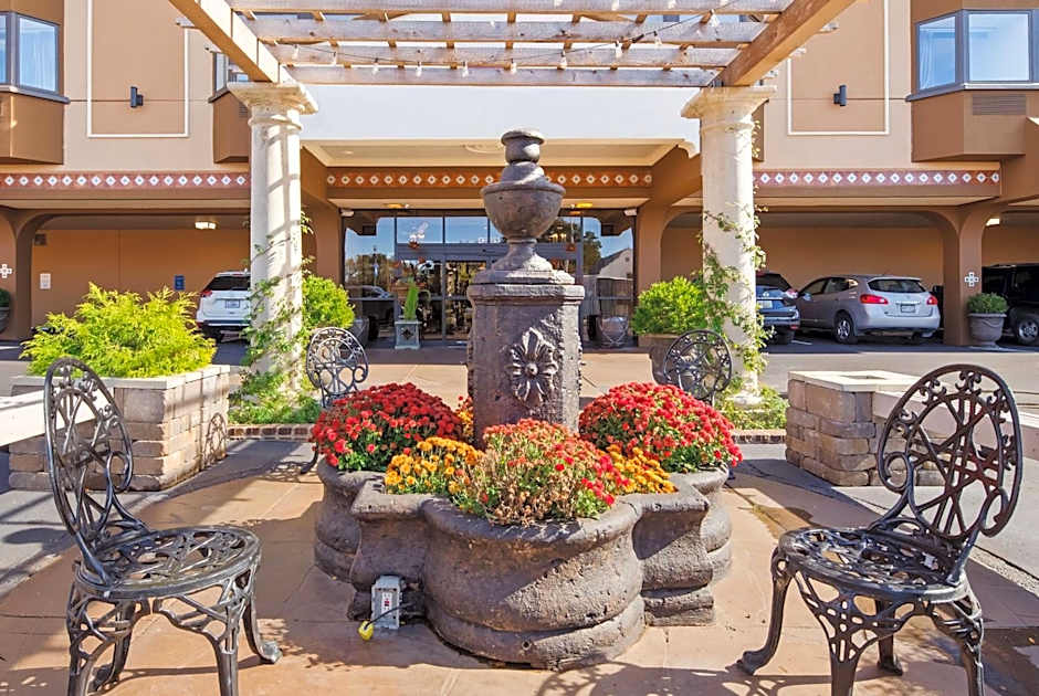 Seville Plaza Streetcar Hotel Museum District, Trademark