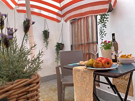 Cornabrugia Patio Apartment