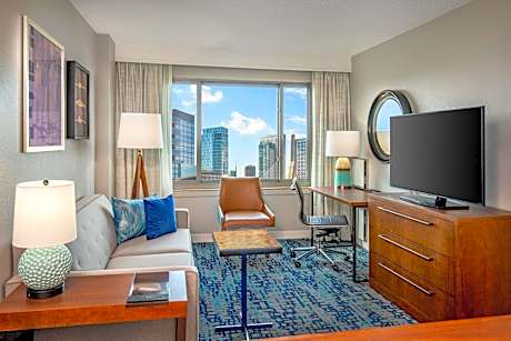 Queen Room with Two Queen Beds and Adapted Tub - Mobility and Hearing Accessible