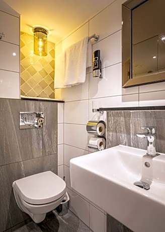 Small Double or Twin Room