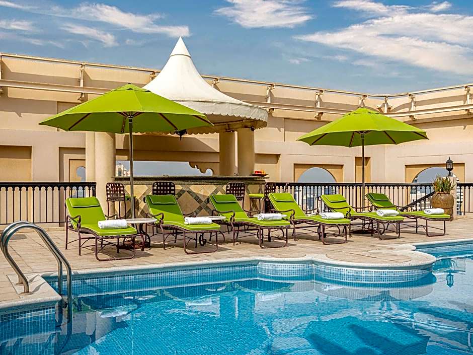 Mercure Grand Hotel Seef Hotel