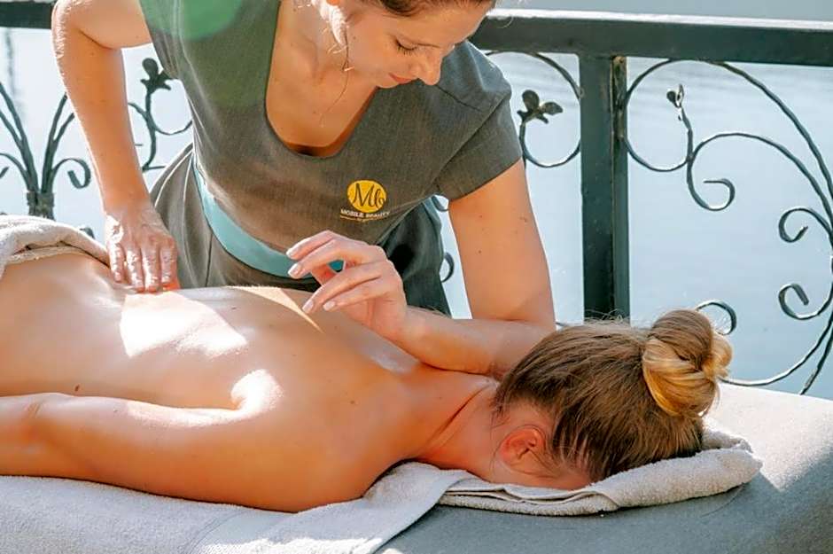 Petit & Grande Plaisir luxury self-catering