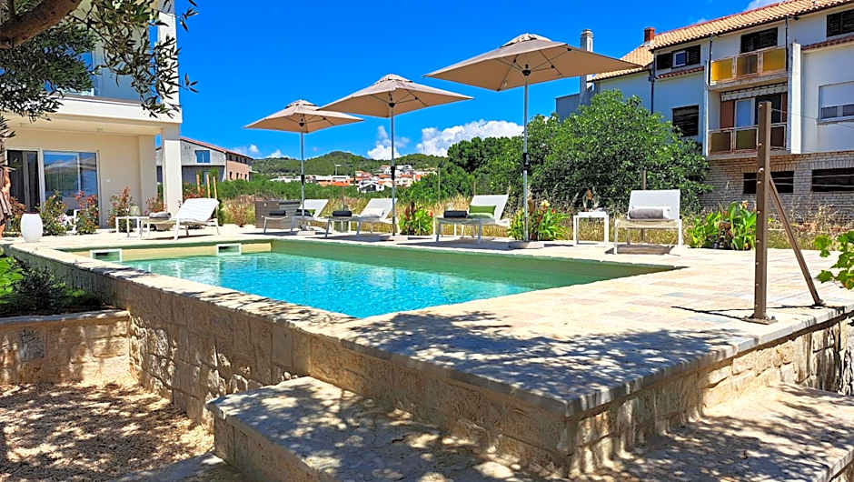 O`Life Boutique Apartments