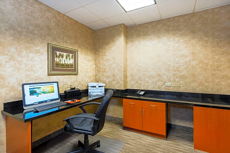Holiday Inn Express & Suites Bradenton East-Lakewood Ranch By IHG