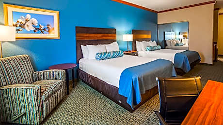 2 Queen Beds Nonsmoking