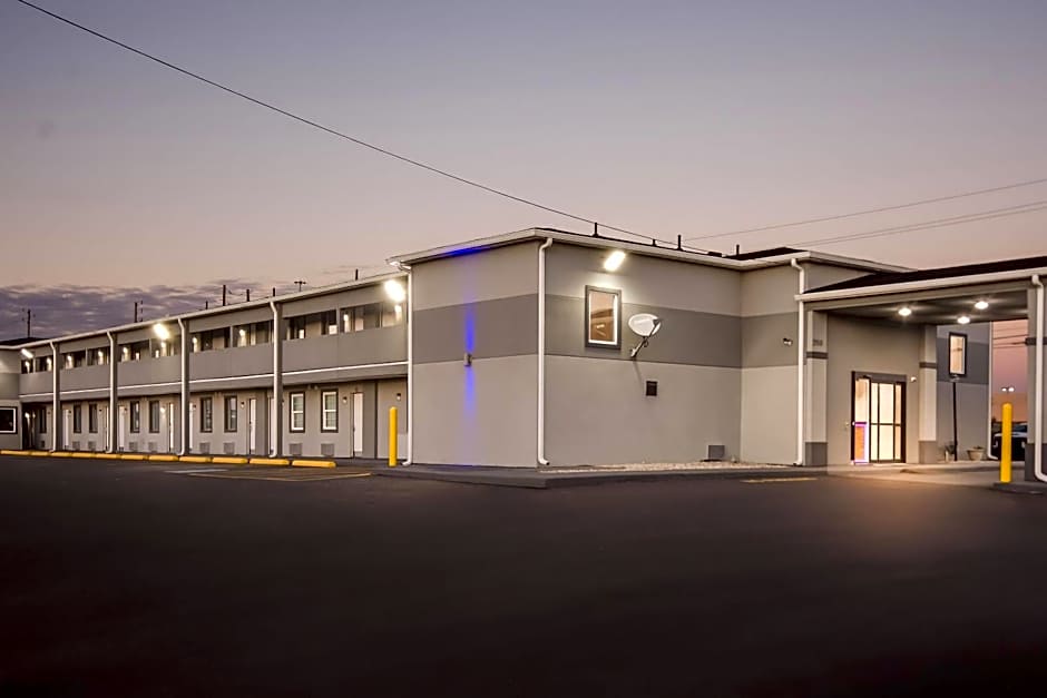 Days Inn by Wyndham Indianapolis East Post Road