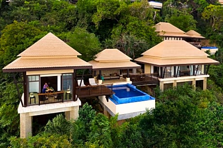 Ocean Front Spa Pool Villa
