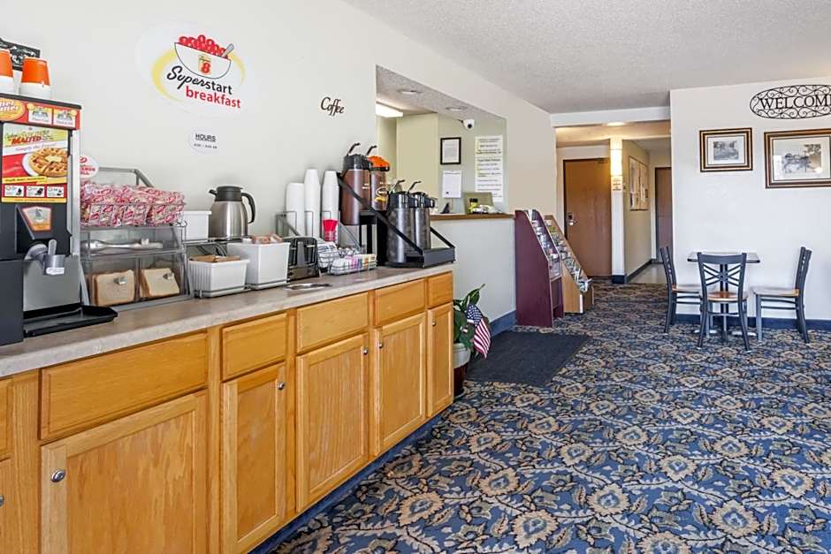 Super 8 by Wyndham Norwich