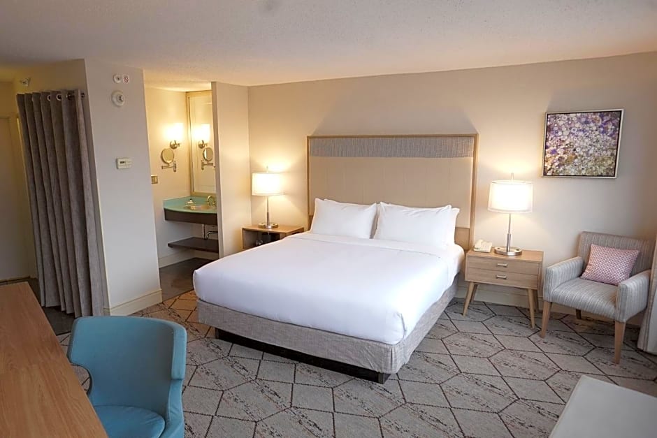 Crowne Plaza Syracuse, an IHG Hotel