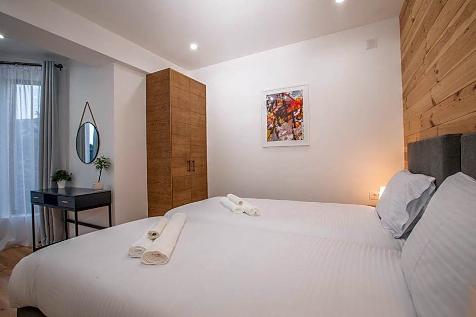 NORTH STORY - Luxury Chalet - Apartments & rooms