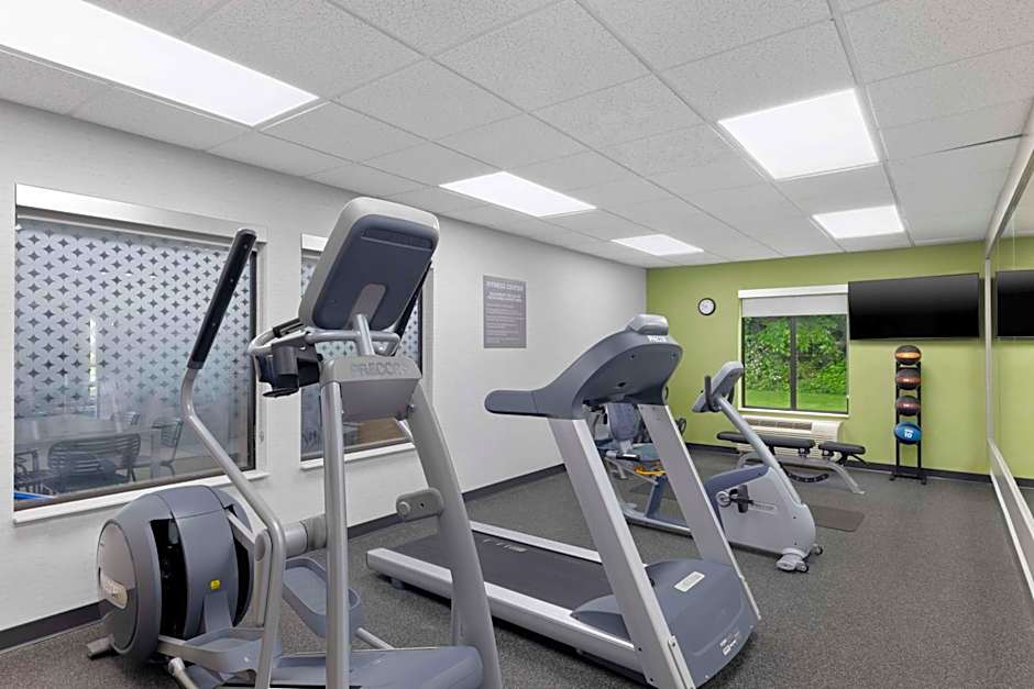 Spark by Hilton Newcomerstown