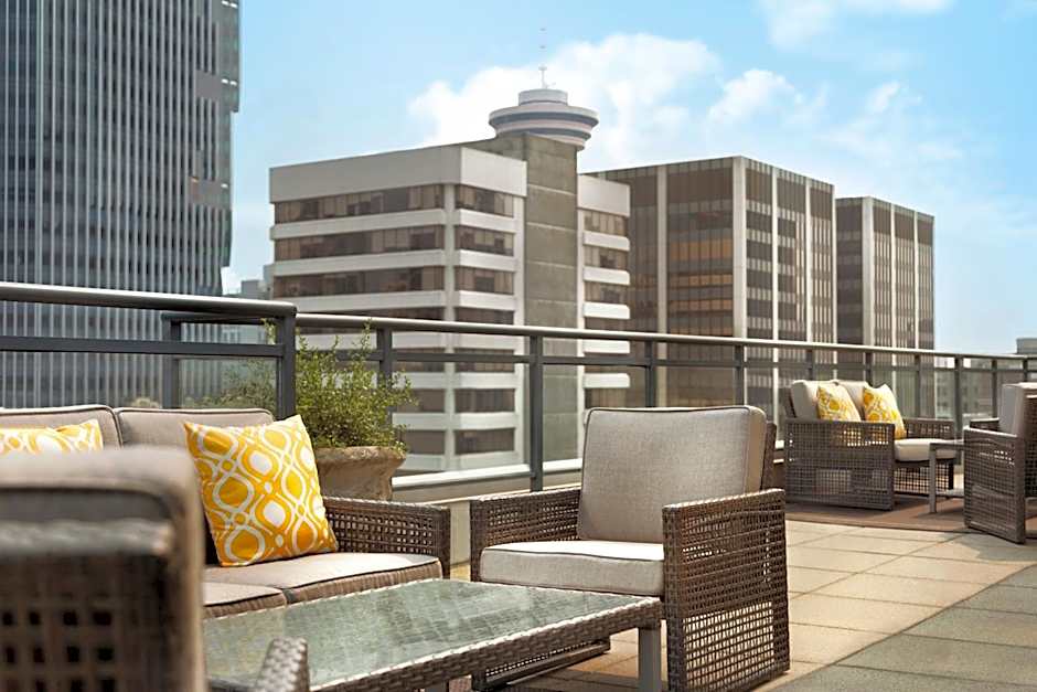 Hotel Le Soleil by Executive Hotels