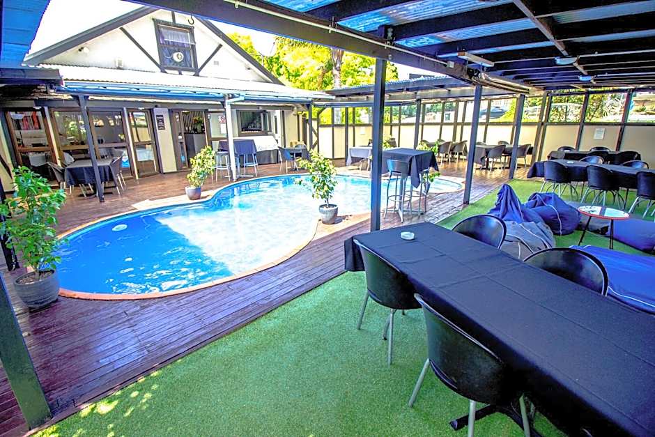 Mount Richmond Hotel