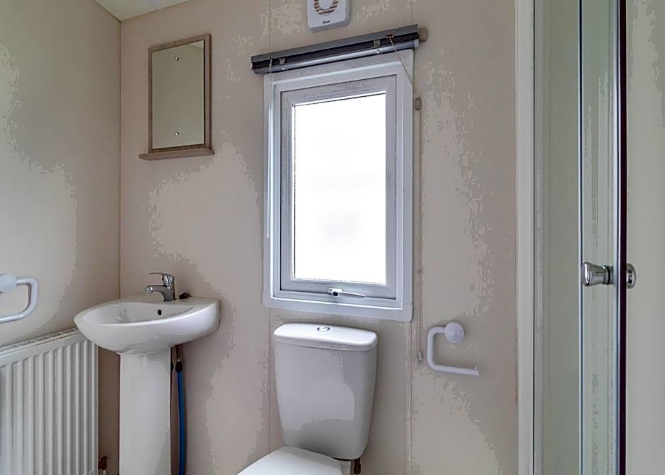 Castaways Beach Resort