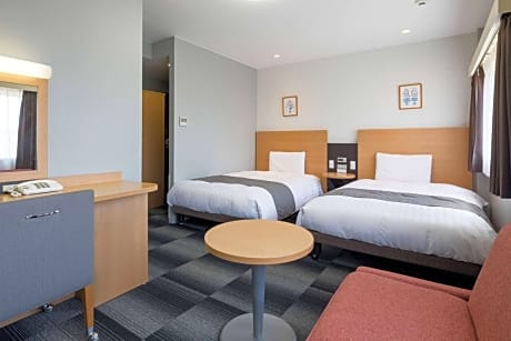 Standard Twin Room - Non-Smoking