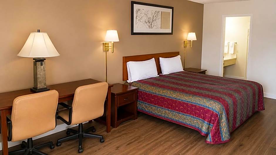 Segovia Lodge Junction TX I -10
