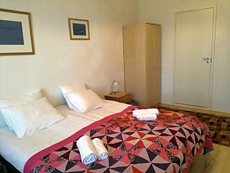 Two-Bedroom Apartment (4 Adults)