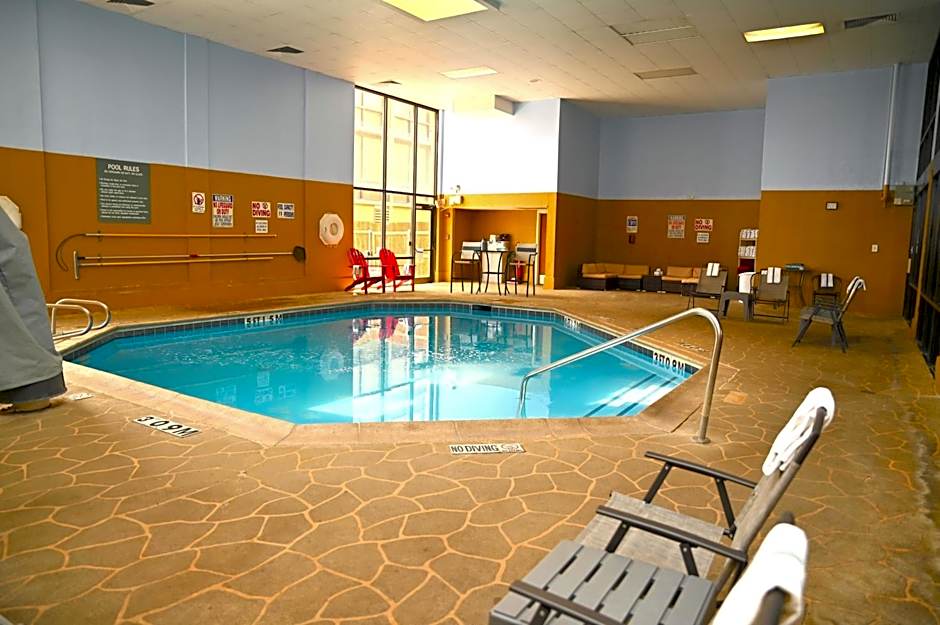 MCM Elegante Hotel & Suites Lubbock